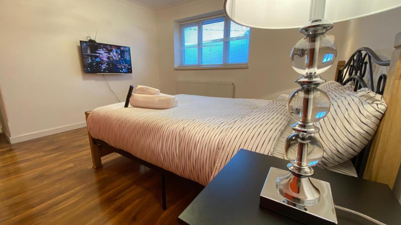 Grand Heights Suites Londres Exterior foto